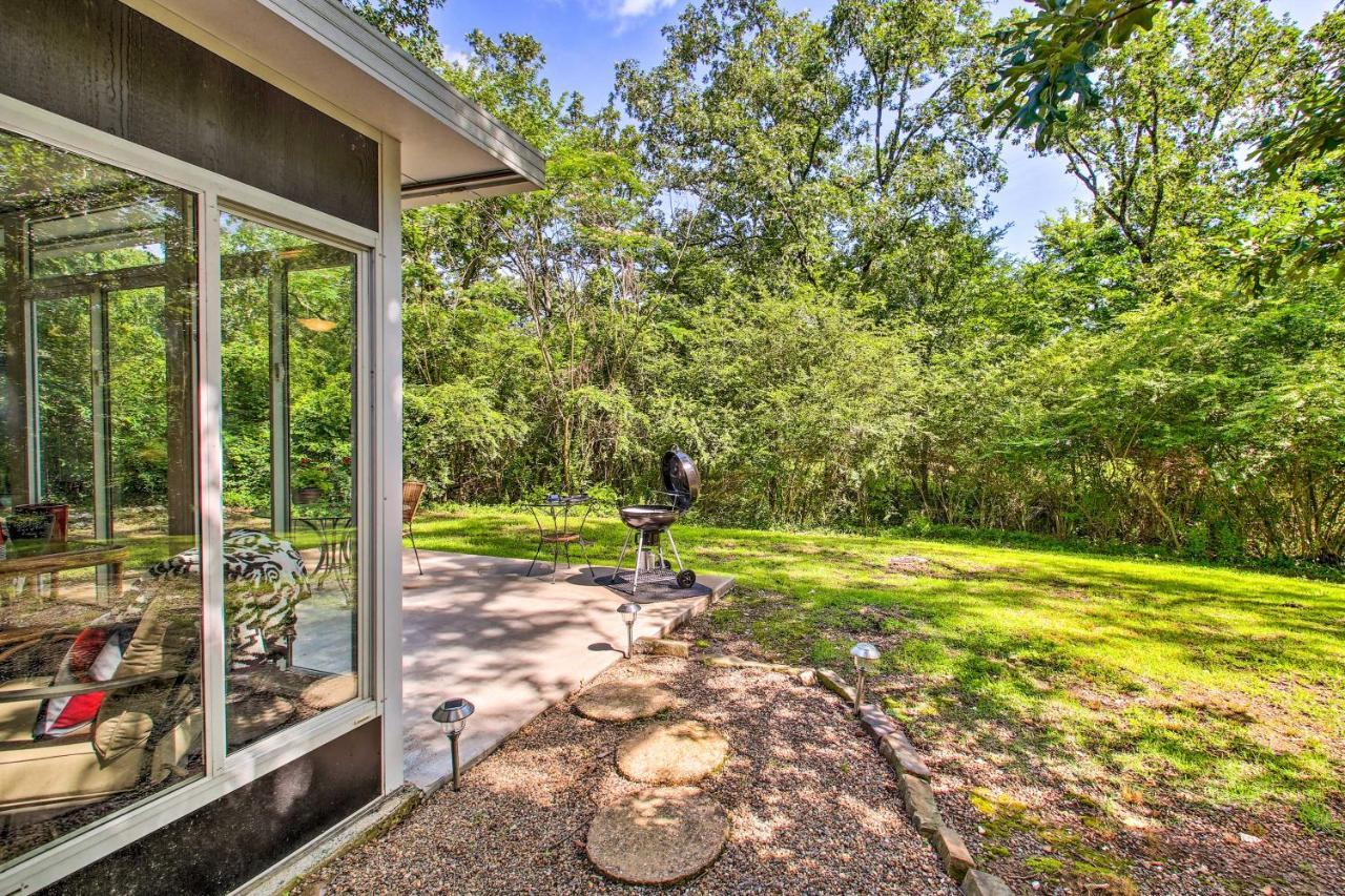 Charming Hot Springs Home With Sunroom And Yard Ngoại thất bức ảnh